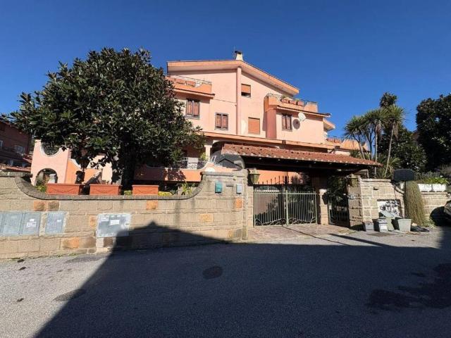 Villa in vendita a Roma RM