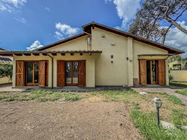 Villa in vendita a Roma RM