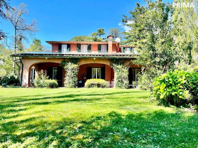 Villa in vendita a Roma RM