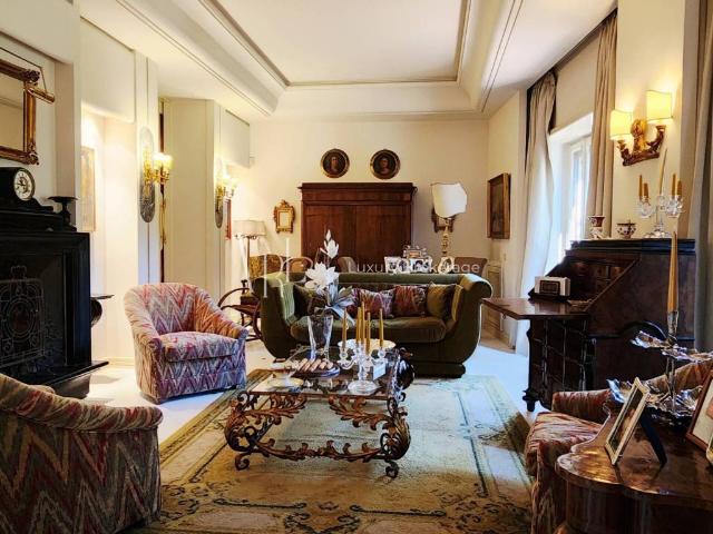 Villa in vendita a Roma RM