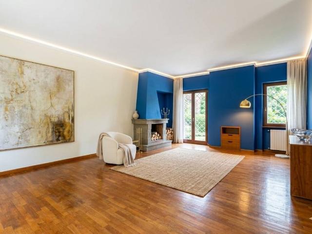 Villa in vendita a Roma RM