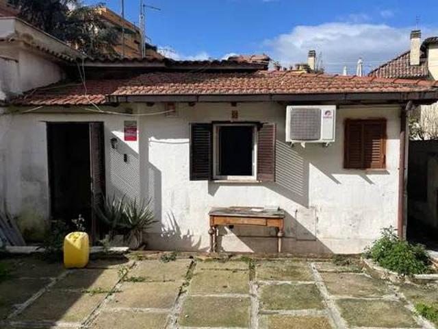 Villa in vendita a Roma RM