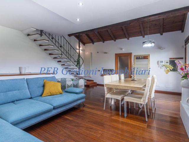Villa in vendita a Roma RM