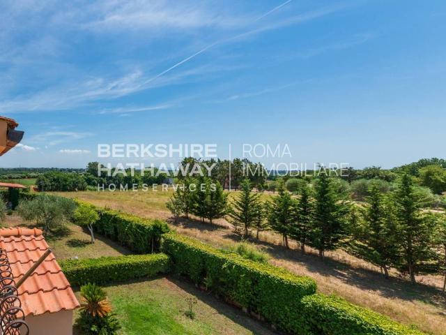 Villa in vendita a Roma RM