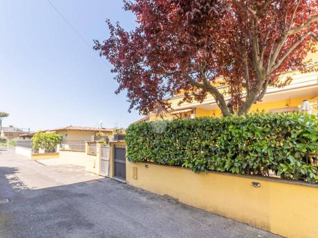 Villa in vendita a Roma RM