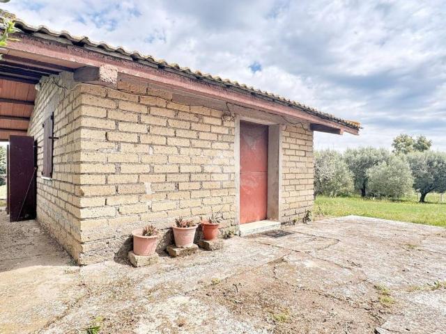 Villa in vendita a Roma RM