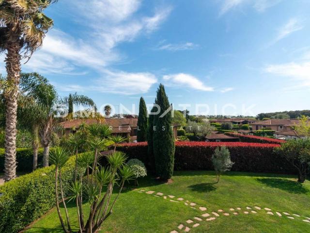 Villa in vendita a Roma RM