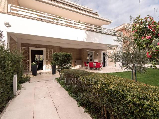 Villa in vendita a Roma RM