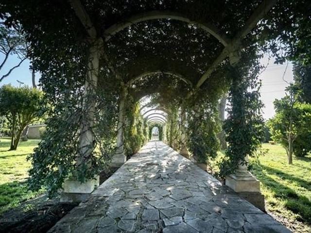 Villa in vendita a Roma RM