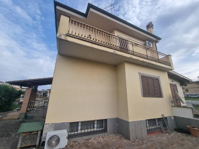 Villa in vendita a Roma RM