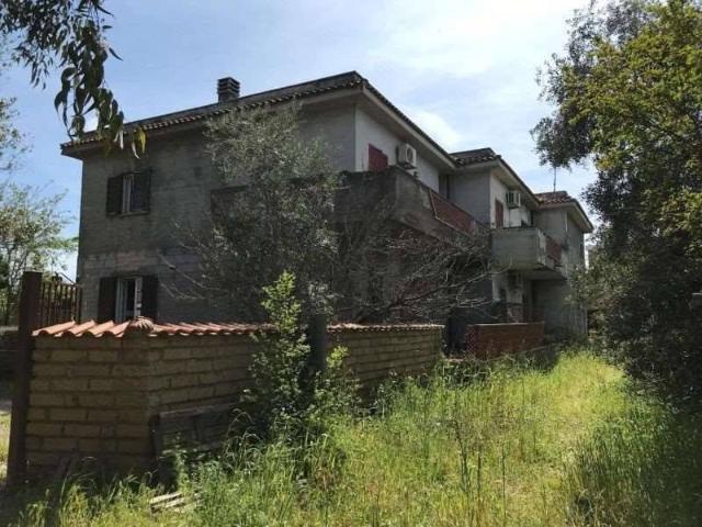 Villa in vendita a Roma RM