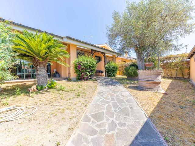 Villa in vendita a Roma RM