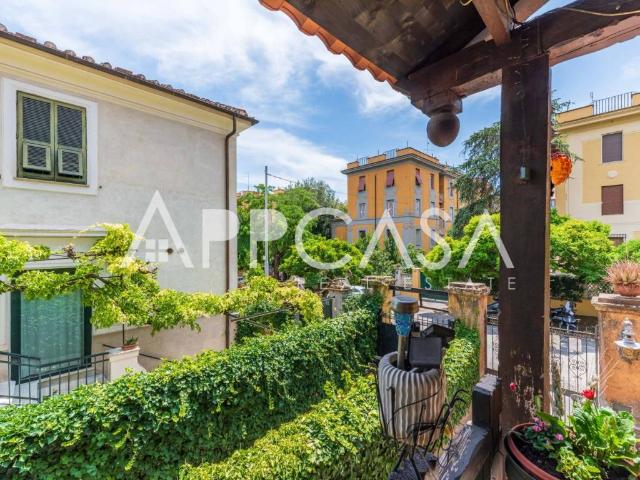 Villa in vendita a Roma RM