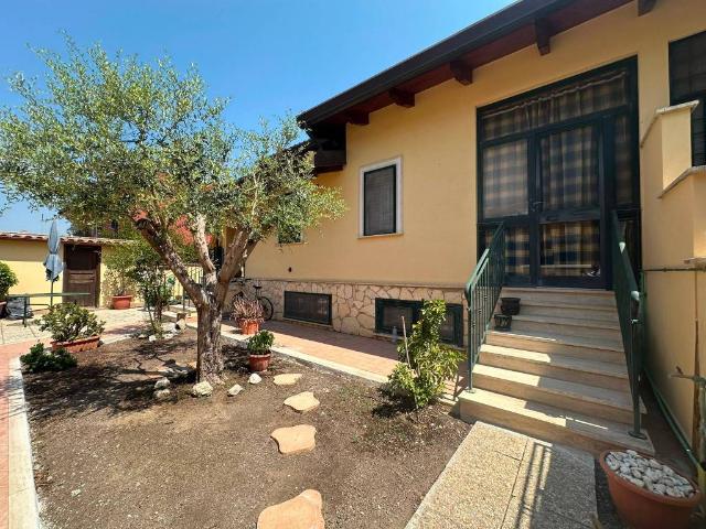 Villa in vendita a Roma RM