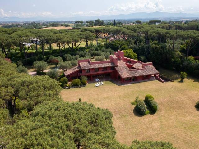 Villa in vendita a Roma RM
