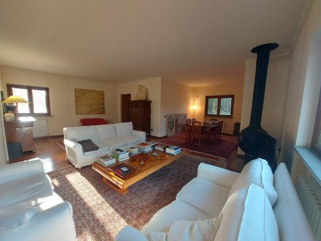 Villa in vendita a Roma RM
