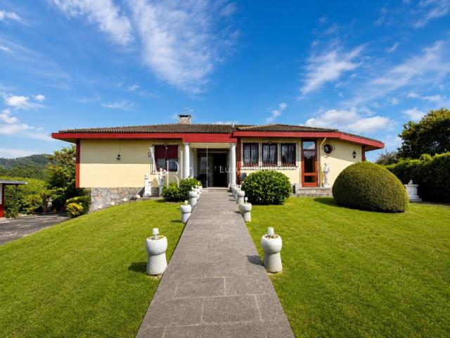 Villa in vendita a Roma RM
