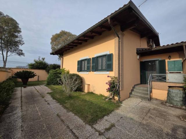 Villa in vendita a Roma RM