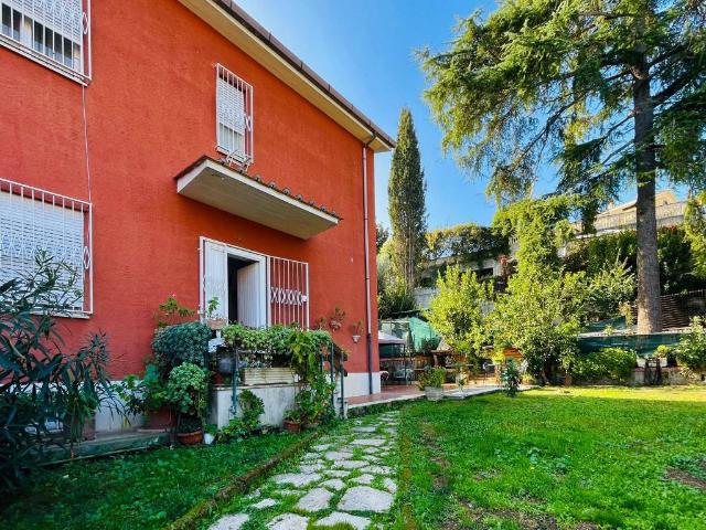 Villa in vendita a Roma RM
