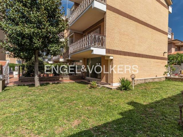 Villa in vendita a Roma RM