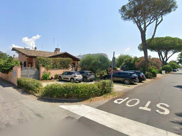 Villa in vendita a Roma RM