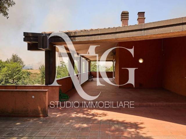 Villa in vendita a Roma RM
