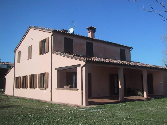Villa in vendita a Roncofreddo FC
