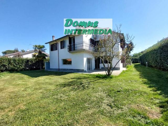 Villa in vendita a Ronciglione VT