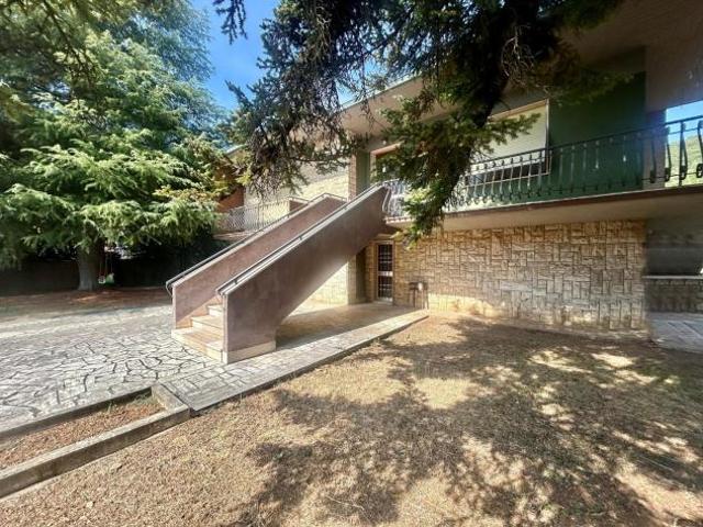 Villa in vendita a Rosia Sovicille 240 mq Rif: 1427229