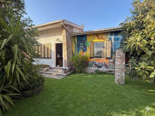Villa in vendita a Rosignano Marittimo LI