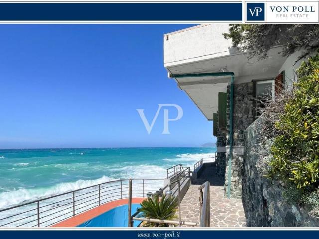 Villa in vendita a Rosignano Marittimo LI