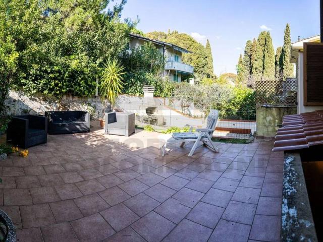 Villa in vendita a Rosignano Marittimo LI