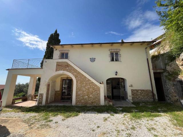 Villa in vendita a Rosignano Marittimo LI