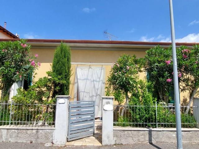 Villa in vendita a Rosignano Marittimo LI
