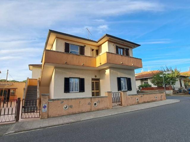 Villa in vendita a Rosignano Marittimo LI