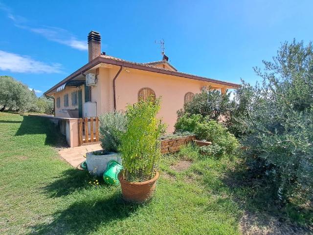 Villa in vendita a Rosignano Marittimo LI