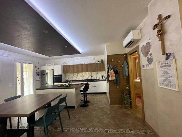 Villa in vendita a Rossano Veneto VI