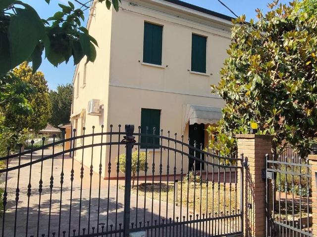 Villa in vendita a Ravenna RA