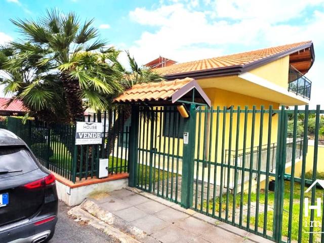 Villa in vendita a Ragalna CT
