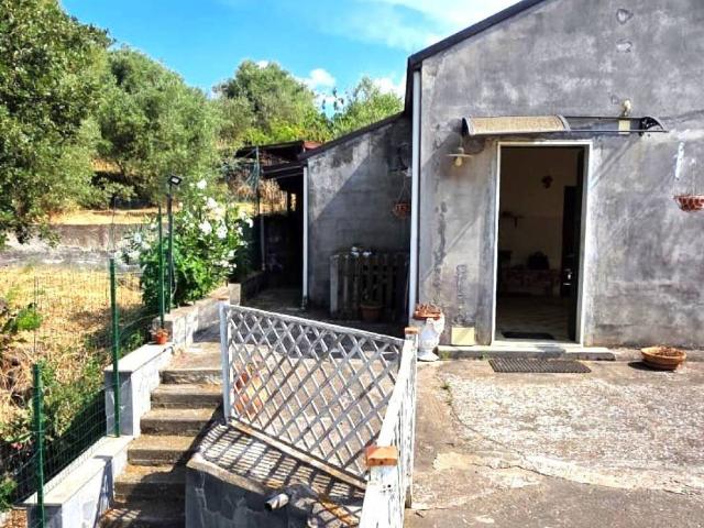 Villa in vendita a Ragalna CT