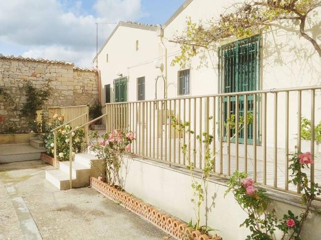 Villa in vendita a Ragusa RG