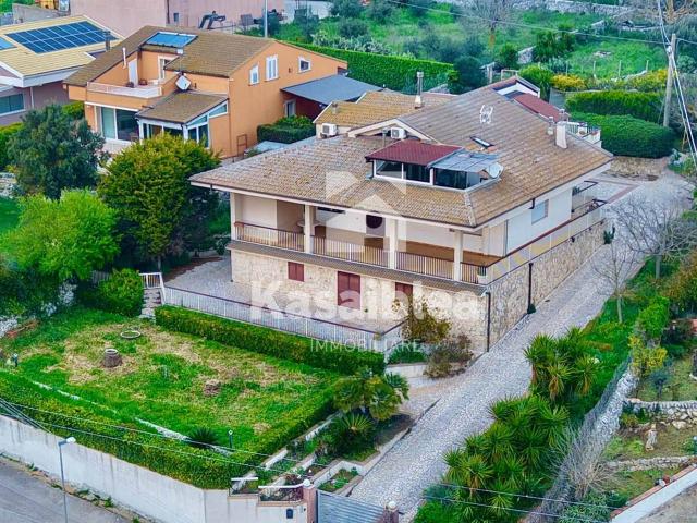 Villa in vendita a Ragusa
