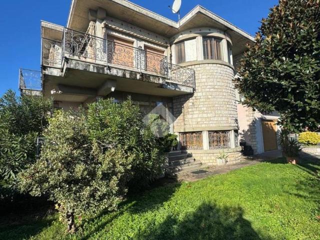 Villa in vendita a Rezzato BS