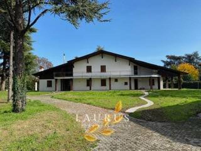 Villa in vendita a Rezzato BS
