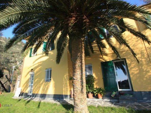 Villa in vendita a Recco GE