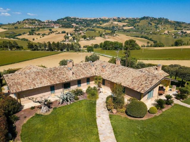 Villa in vendita a Recanati MC