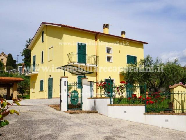 Villa in vendita a Recanati MC