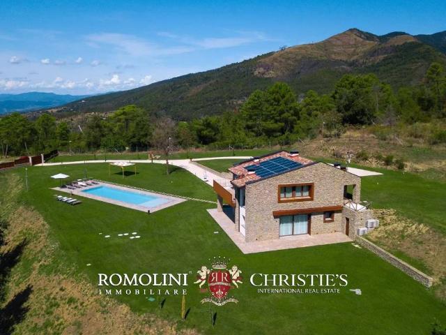 Villa in vendita a Reggello FI