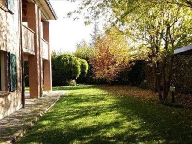 Villa in vendita a Reggio Emilia