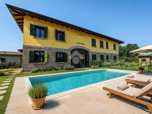 Villa in vendita a Reggio Emilia
